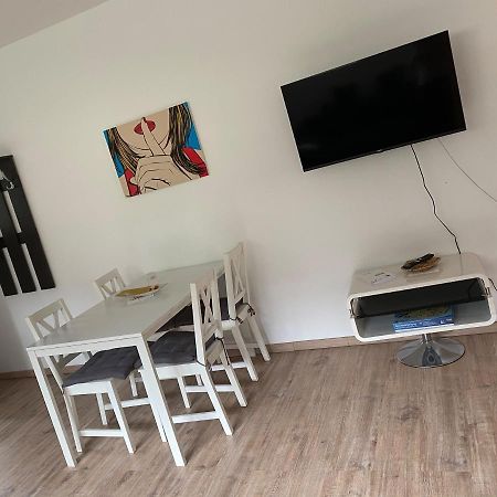בסטנסי Apartment 4 - Gourmetzimmer מראה חיצוני תמונה